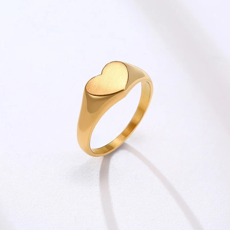 Personalised Engraved Heart Signet Ring – Custom Initial Women Engraved Signet Ring SPOT