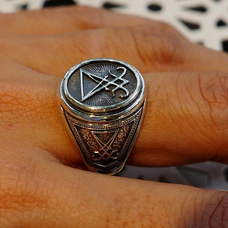 Men's Vintage Silver Sigil Signet Ring – Stainless Steel Men's Signet Ring SPOT