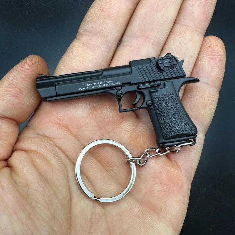 Desert Eagle Pistol Keychain – 1:4 Scale Miniature Collectible Collectible Keychain SPOT Black