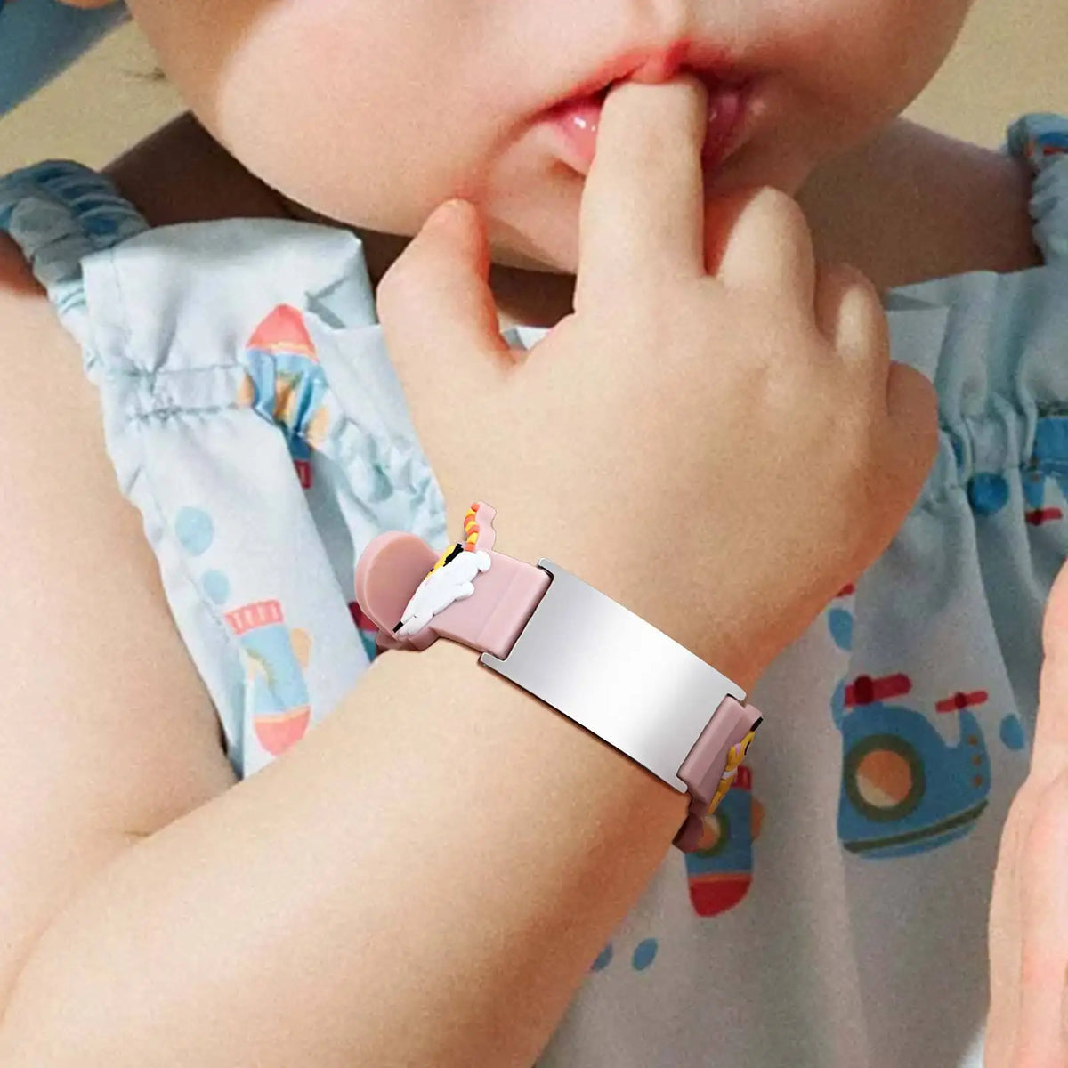 Custom Engraved Kids ID Bracelet – Personalized Medical Alert Engraved ID Bracelet SPOT