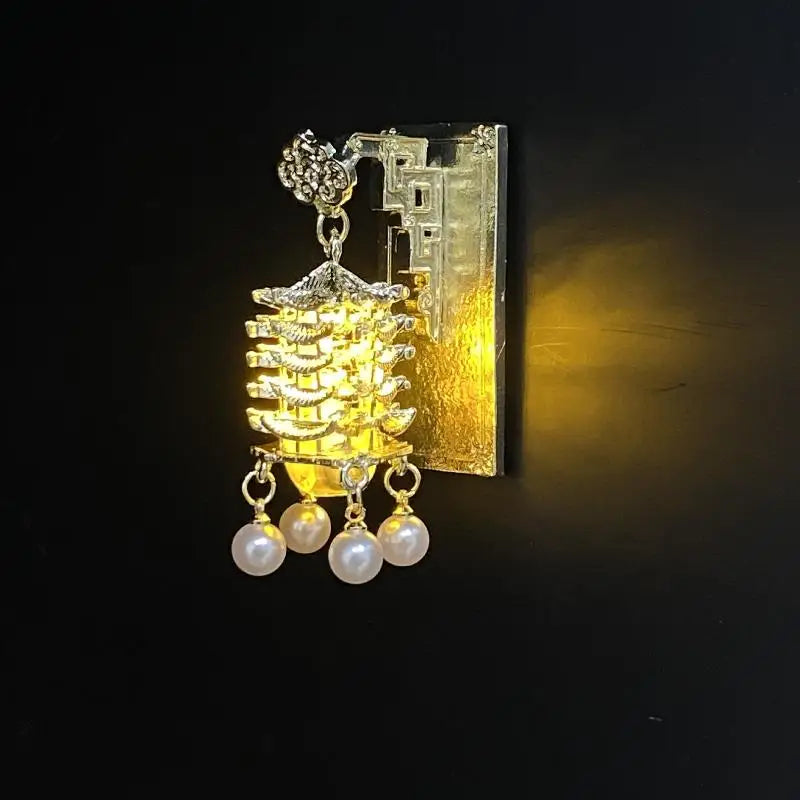 Glowing Lantern Fridge Magnet – Luminous Metal Kitchen Decor Decorative Fridge Magnet SPOT
