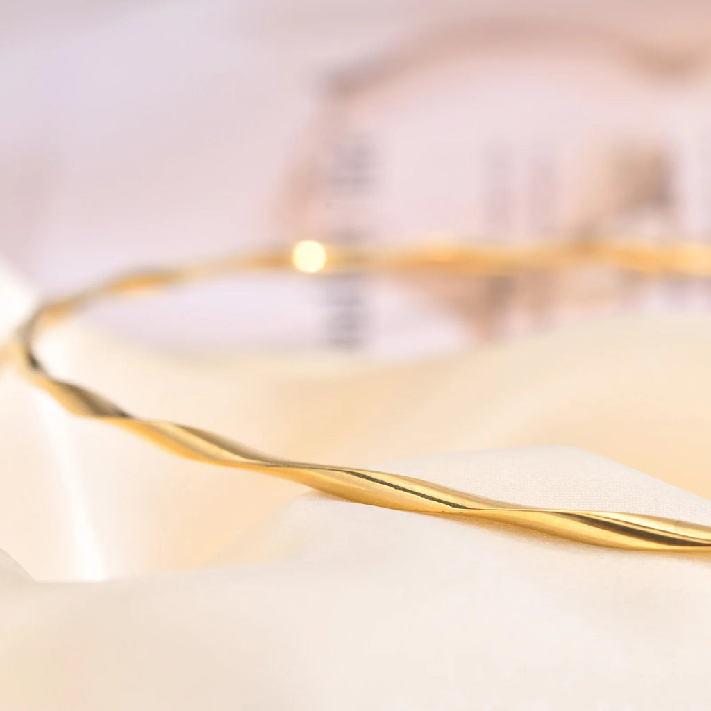 Gold Twist Torque Choker Necklace – Stainless Steel Women Choker Necklace SPOT