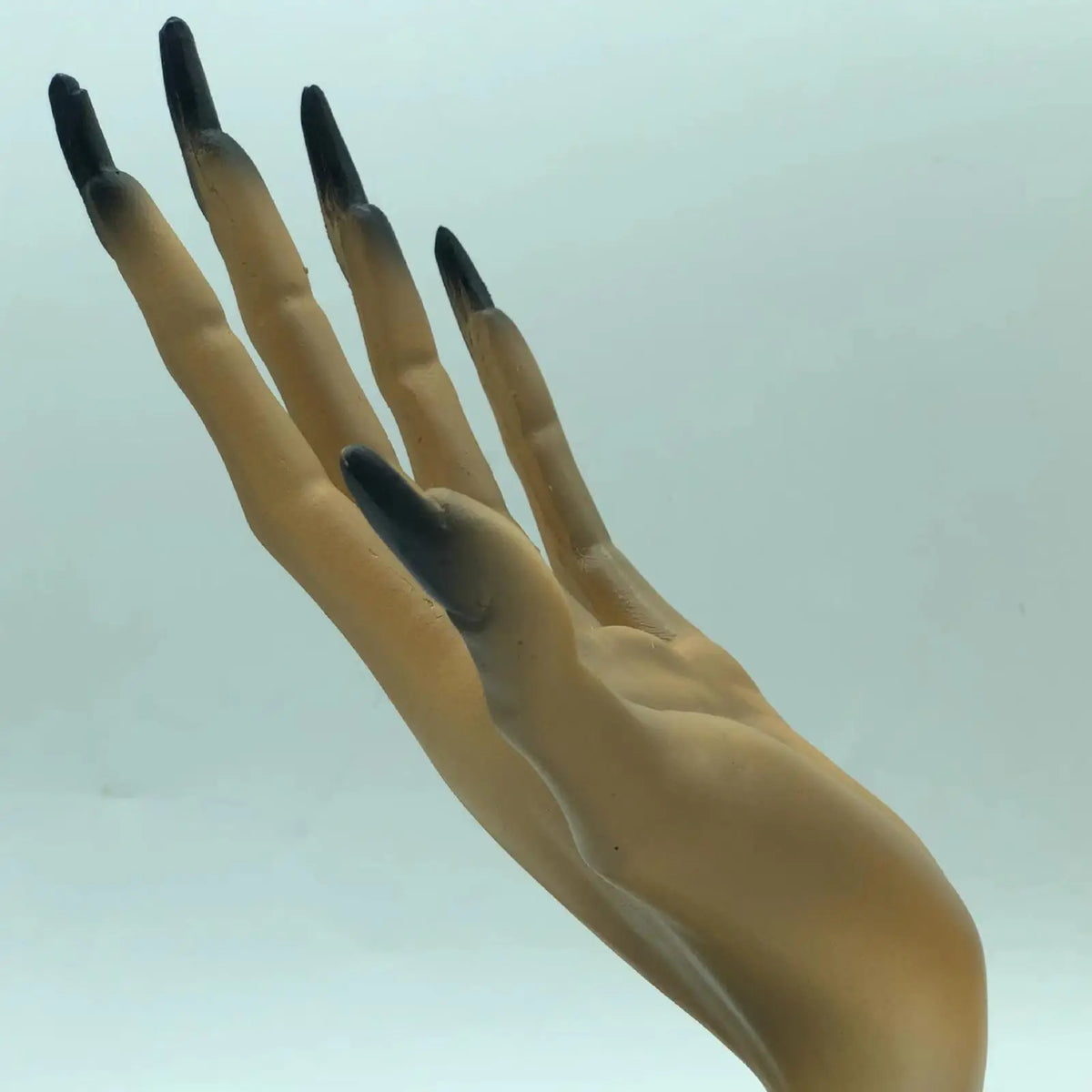 Witch Hand Bookends – Halloween Resin Spooky Home Décor Decorative Bookends SPOT