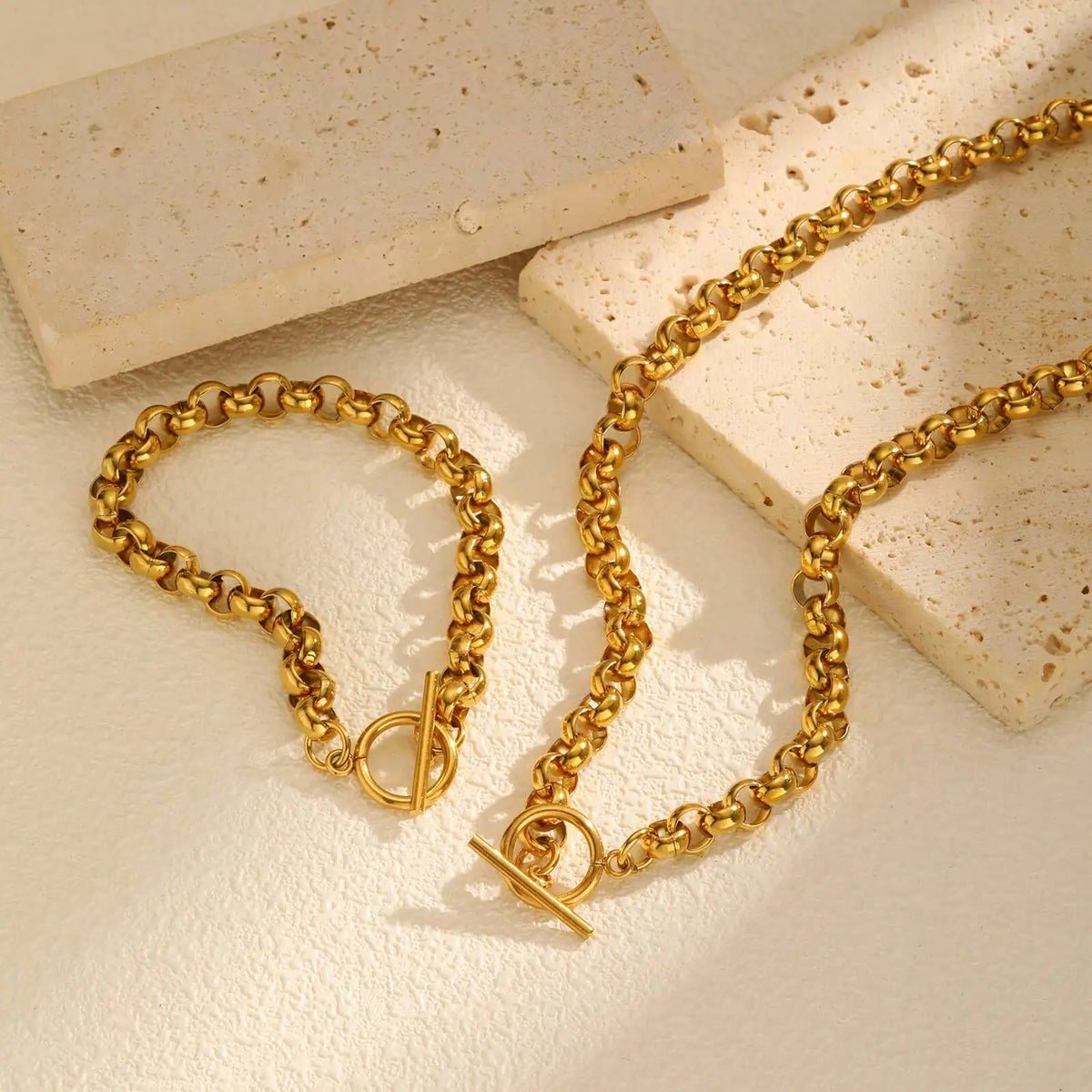 Chunky Stainless Steel Rolo Chain Choker Necklace – Gold, OT Toggle Chain Choker Necklace SPOT