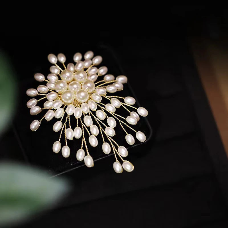 Elegant Pearl Flower Brooch Pin – Women's Fashion Jewelry Fashion Brooch Pin SPOT