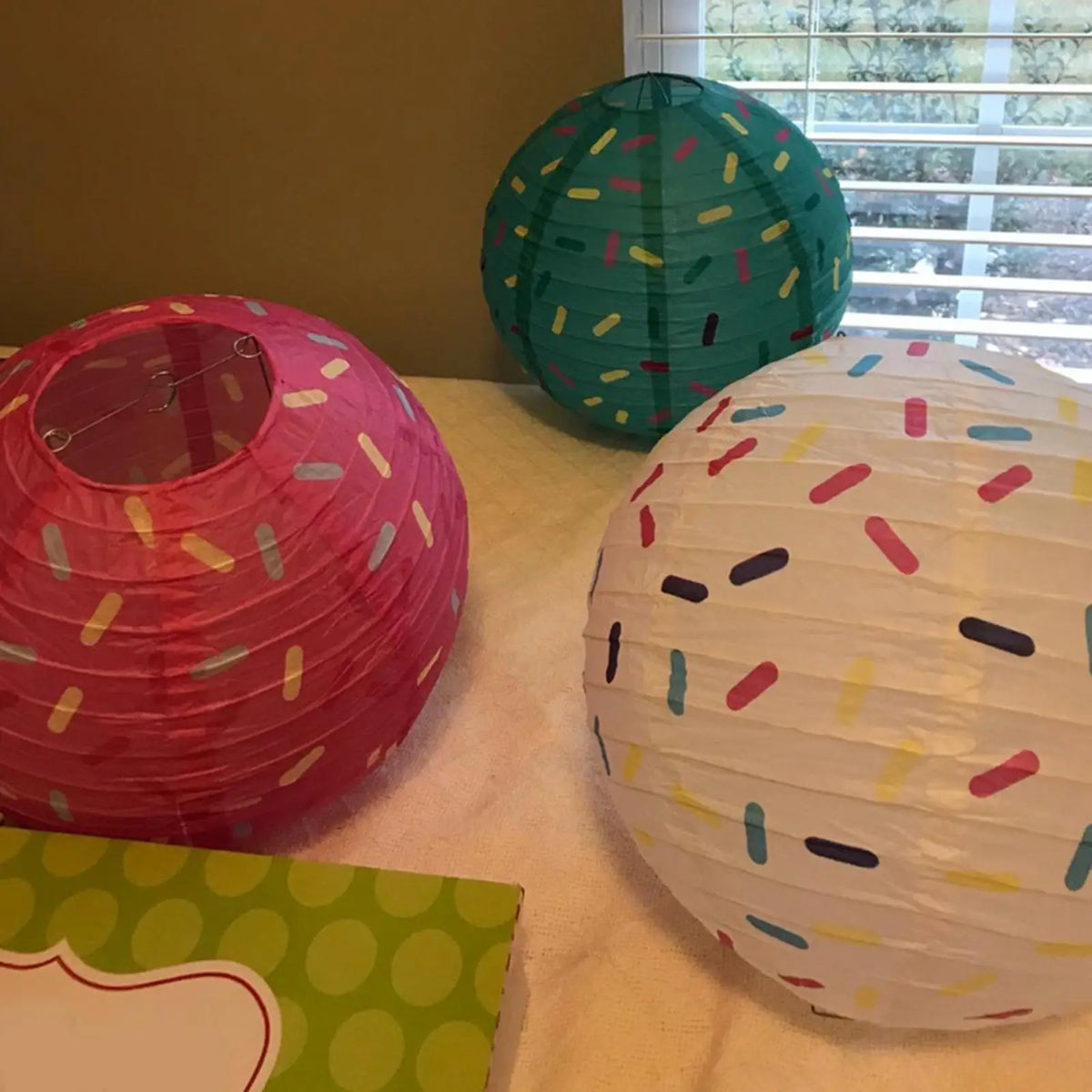 Round Paper Lanterns – Chinese-Style Hanging Ball Decorations Hanging Paper Lantern SPOT