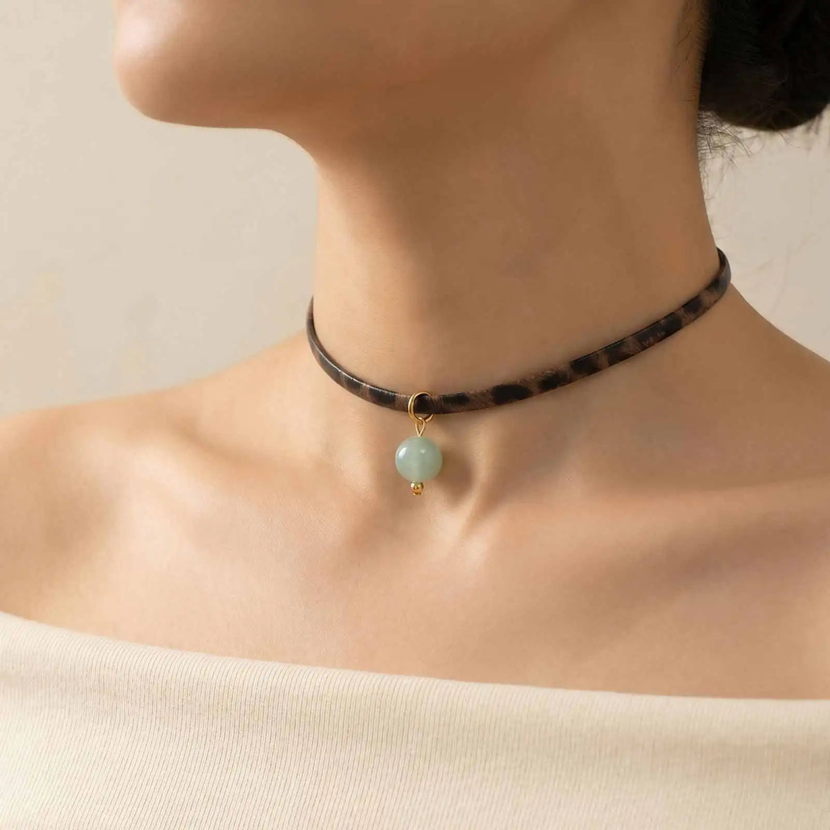 Leopard Leather Choker – 18K Gold Plated Turquoise Pendant Choker Necklace SPOT NC-2824G05