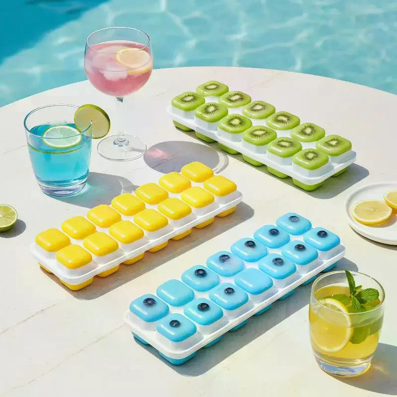 Silicone Ice Cube Trays with Lid – 4 Pack, 14 Cavities Each Silicone Ice Tray SPOT