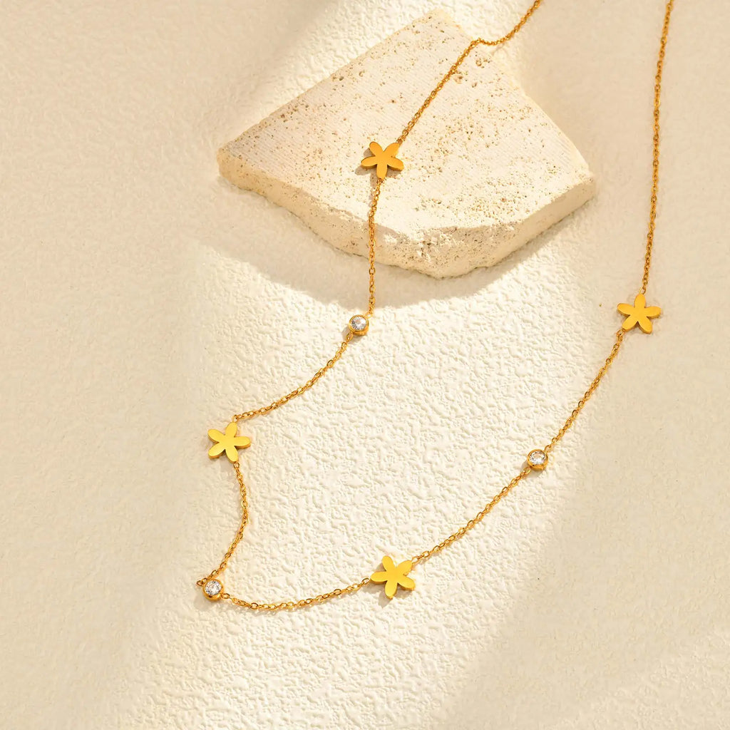 Meaeguet Zirconia Heart Flower Choker Necklace | Gold Chain Choker Necklace SPOT