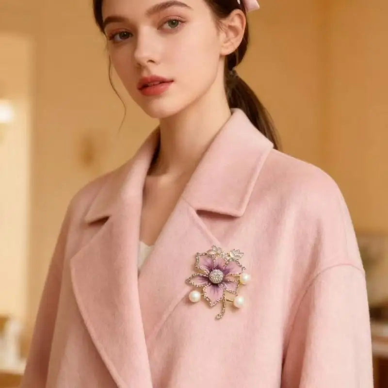 Purple Lilac Flower Brooch – Elegant Zinc Alloy Pin for Women Fashion Brooch SPOT