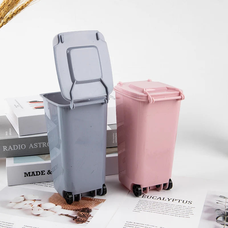 Mini Desktop Trash Can with Lid – Small Plastic Desk Bin Desktop Trash Can SPOT