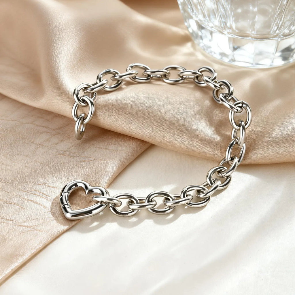 Stainless Steel Heart Clasp Choker – Chunky Curb Chain Necklace Choker Necklace SPOT
