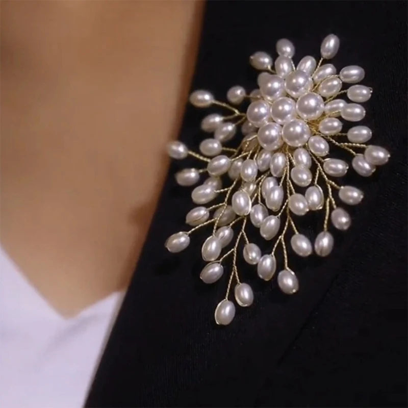Elegant Pearl Flower Brooch Pin – Women's Fashion Jewelry Fashion Brooch Pin SPOT