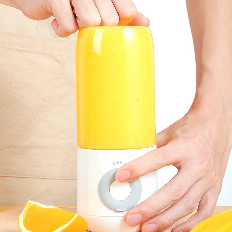 Portable USB Rechargeable Mini Juicer Blender Cup Portable Juicer Blender SPOT