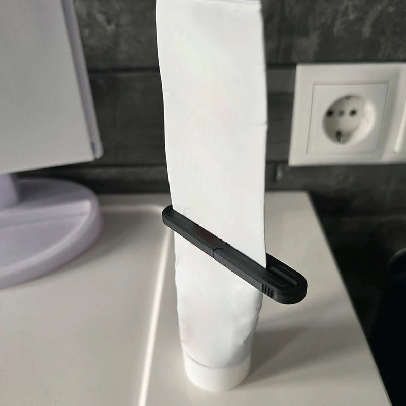 Toothpaste Tube Squeezer 1/2/3 Pack – Multi-Use Roller Tube Squeezer SPOT