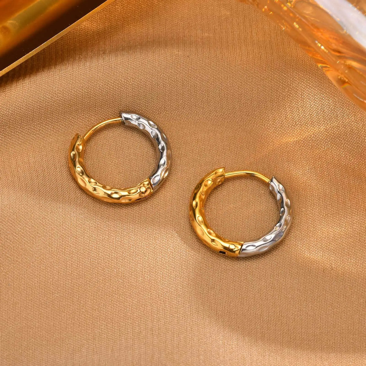 Two-Tone Hammered Huggie Hoop Earrings | 24K Gold Plated Steel Huggie Hoop Earrings SPOT