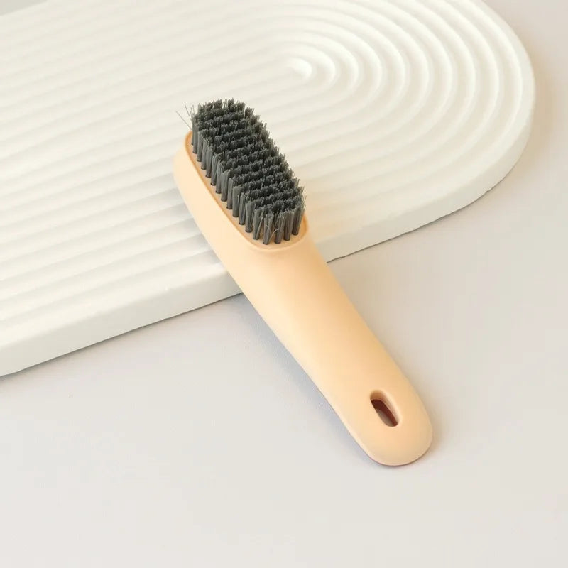 Multi-Purpose Shoe Cleaning Brush – Long Handle Horse Mane Shoe Cleaning Brush SPOT Red