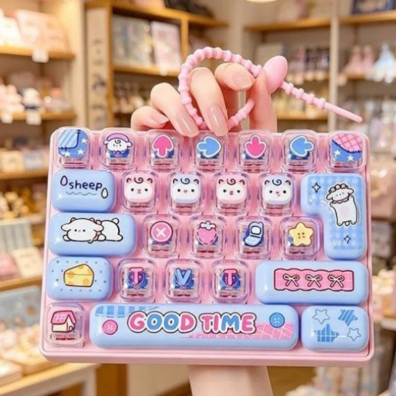 26-Key Fidget Keyboard Keychain – Clicker Keycap Toy Fidget Clicker Toy SPOT
