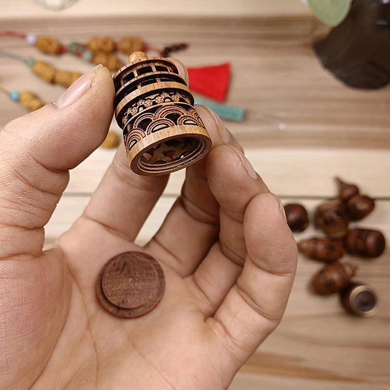Wood Hollow Carved Aromatherapy Diffuser Bottle Car Pendant Aromatherapy Diffuser Pendant SPOT