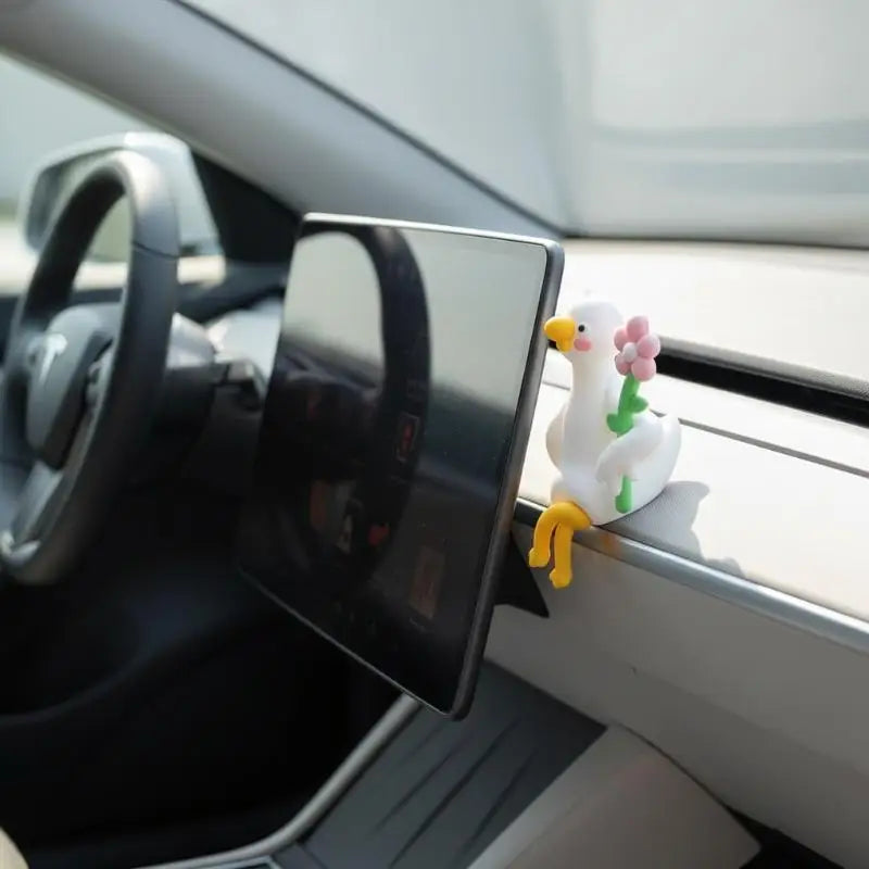 Cute Mini Goose Figurines – Desk, Monitor & Dashboard Decor Decorative Figurine SPOT