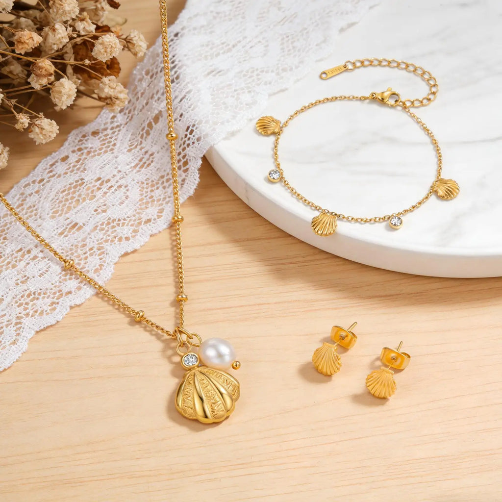 Shell Zirconia Bracelet – Gold Waterproof Stainless Steel Fashion Bracelet SPOT