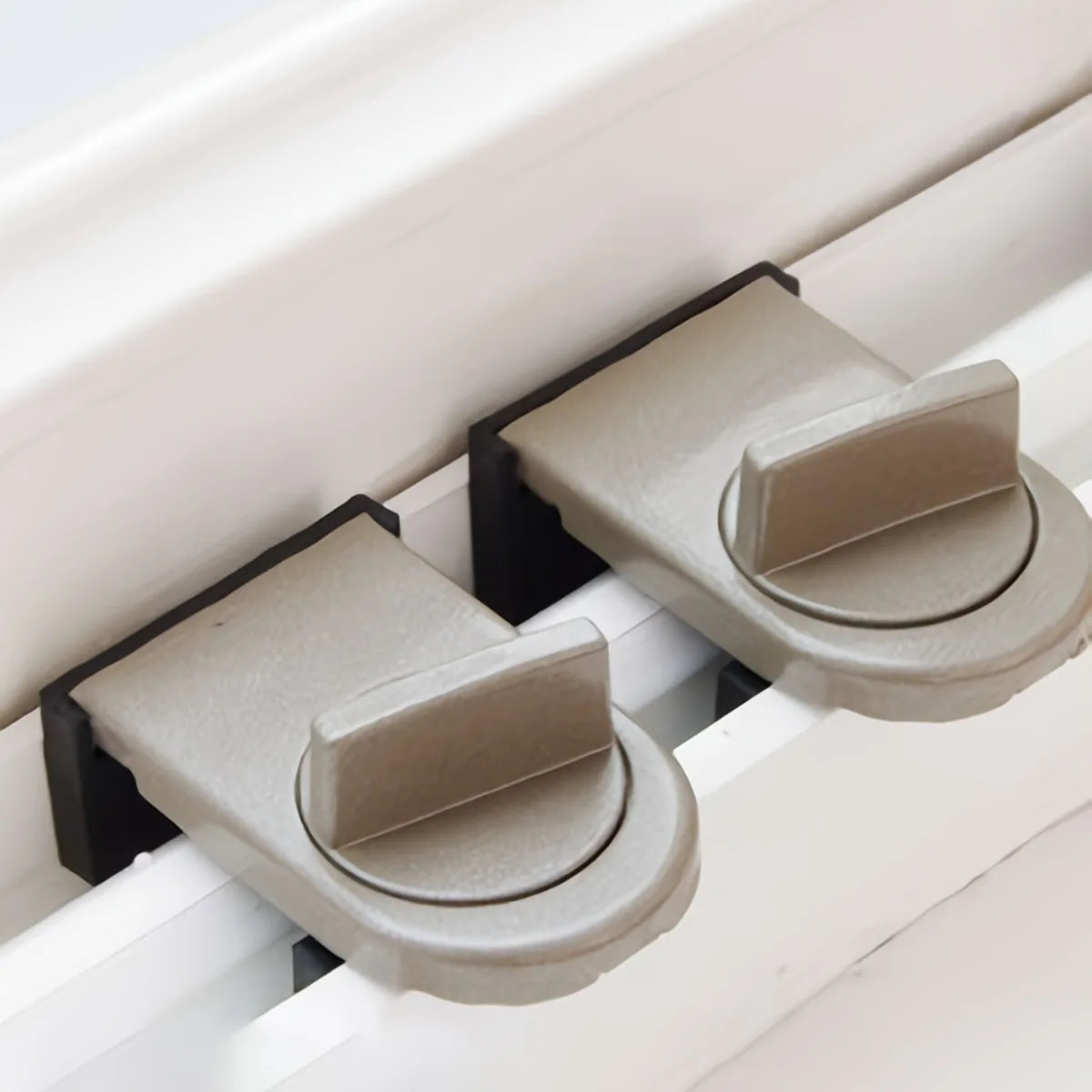 No-Drill Sliding Door Lock – Child Safety & Anti-Theft Latch Window Safety Lock SPOT
