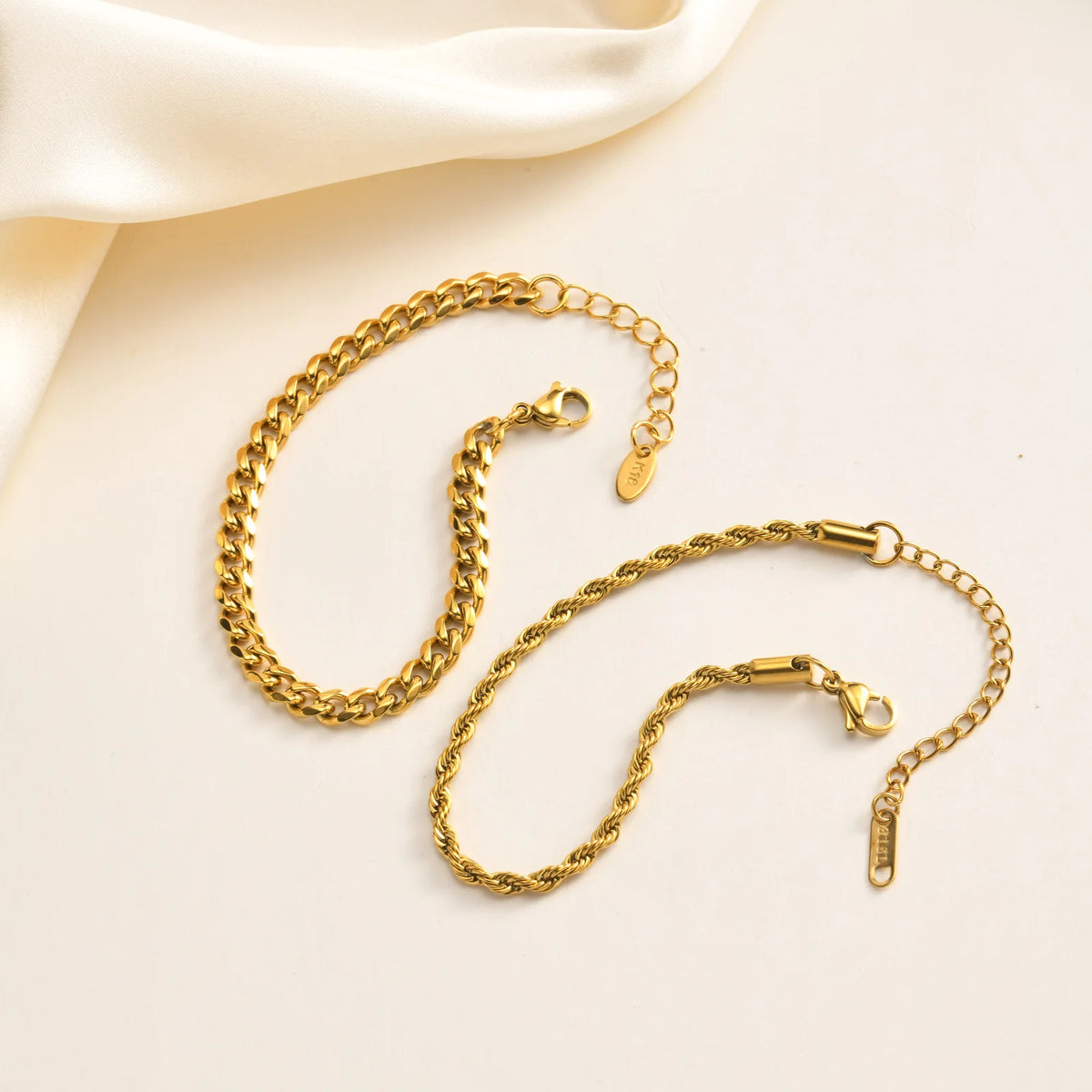 18K Gold Plated Stainless Steel Bracelet Set – 2Pcs Women Chain Link Bracelet Set SPOT