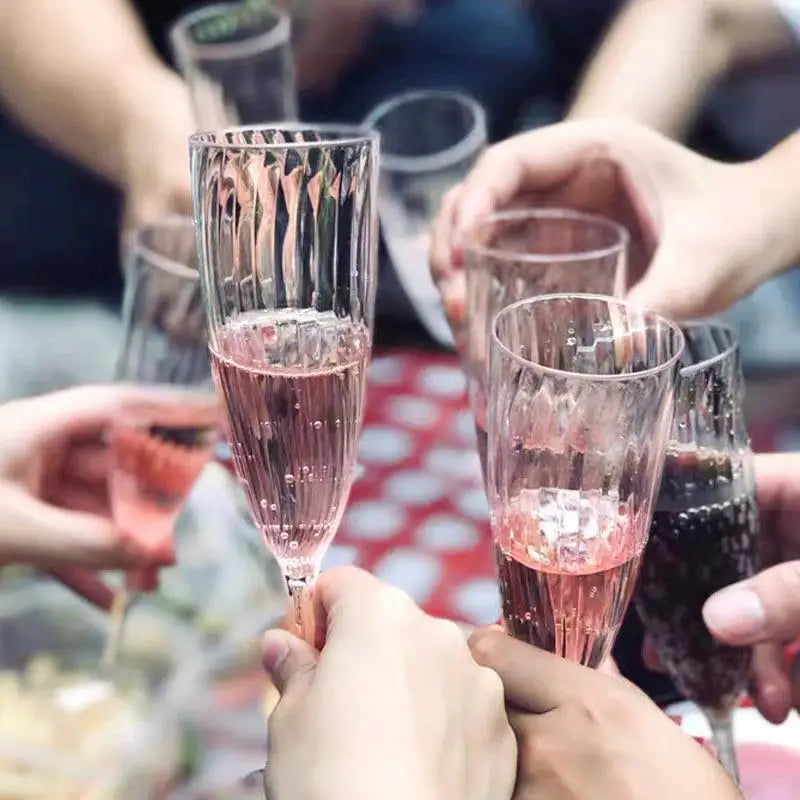 Vintage Plastic Wine Goblets – Unbreakable Food-Grade Cocktail Cups Plastic Wine Goblets SPOT