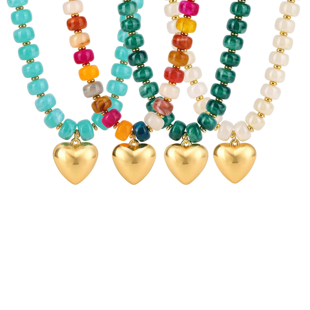 Resin Barrel Bead Choker – Gold Heart Pendant Y2K Necklace Beaded Choker Necklace SPOT
