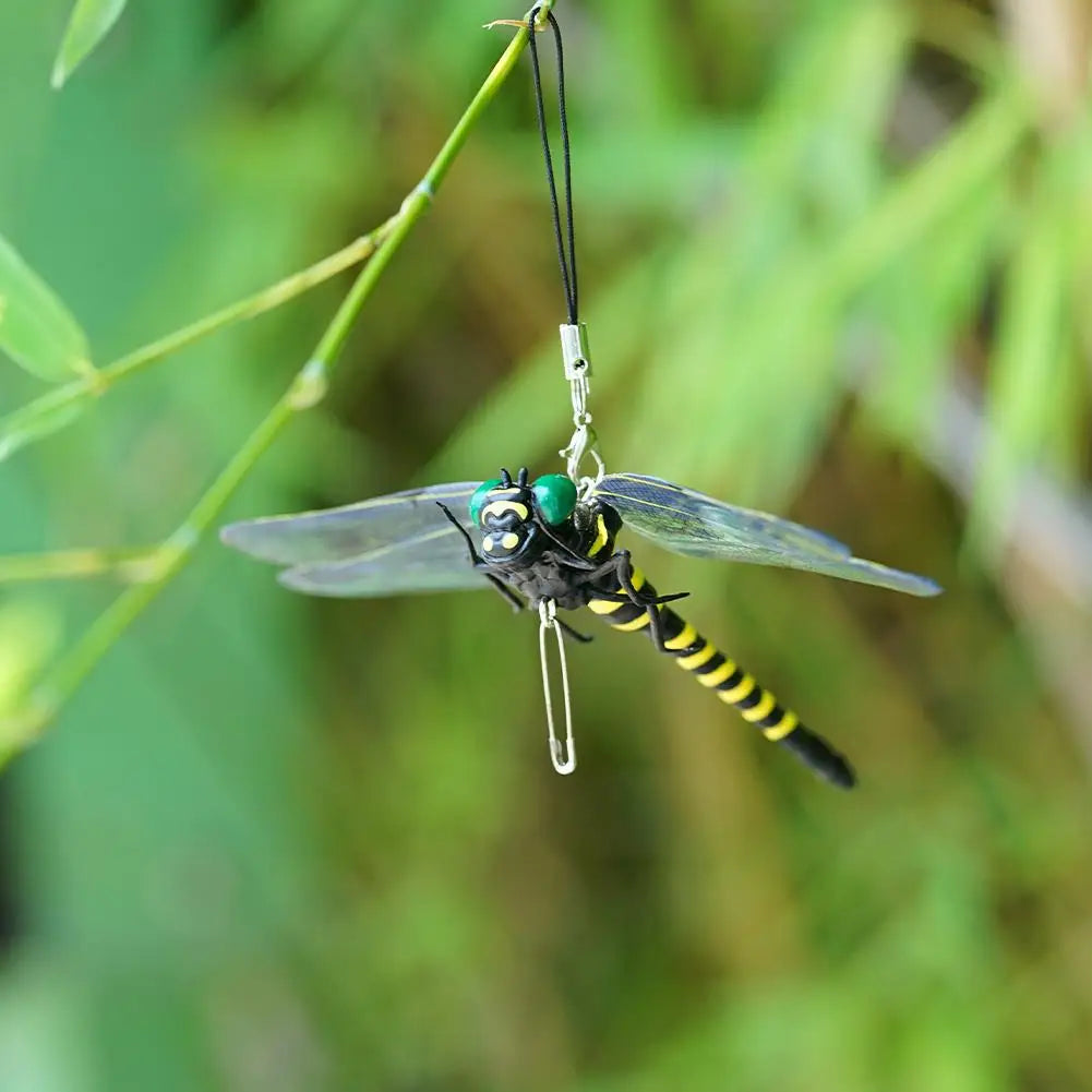 12cm Simulation Dragonfly Garden Ornament – Insect Deterrent Garden Ornament SPOT
