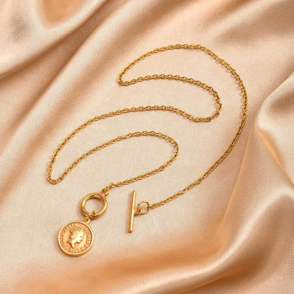 Queen Elizabeth Medallion Coin Necklace – 14K Gold Plated Pendant Necklace SPOT
