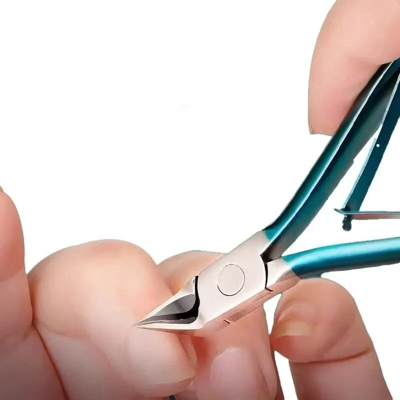 Angled Curved Toenail Clipper – Spring Grip Toe Nipper Nail Clipper SPOT