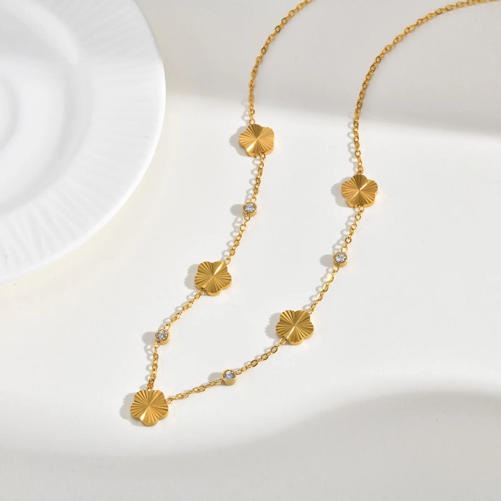 18K Gold Plated Zirconia Flower Choker Necklace – Lucky Leaf Gold Choker Necklace SPOT