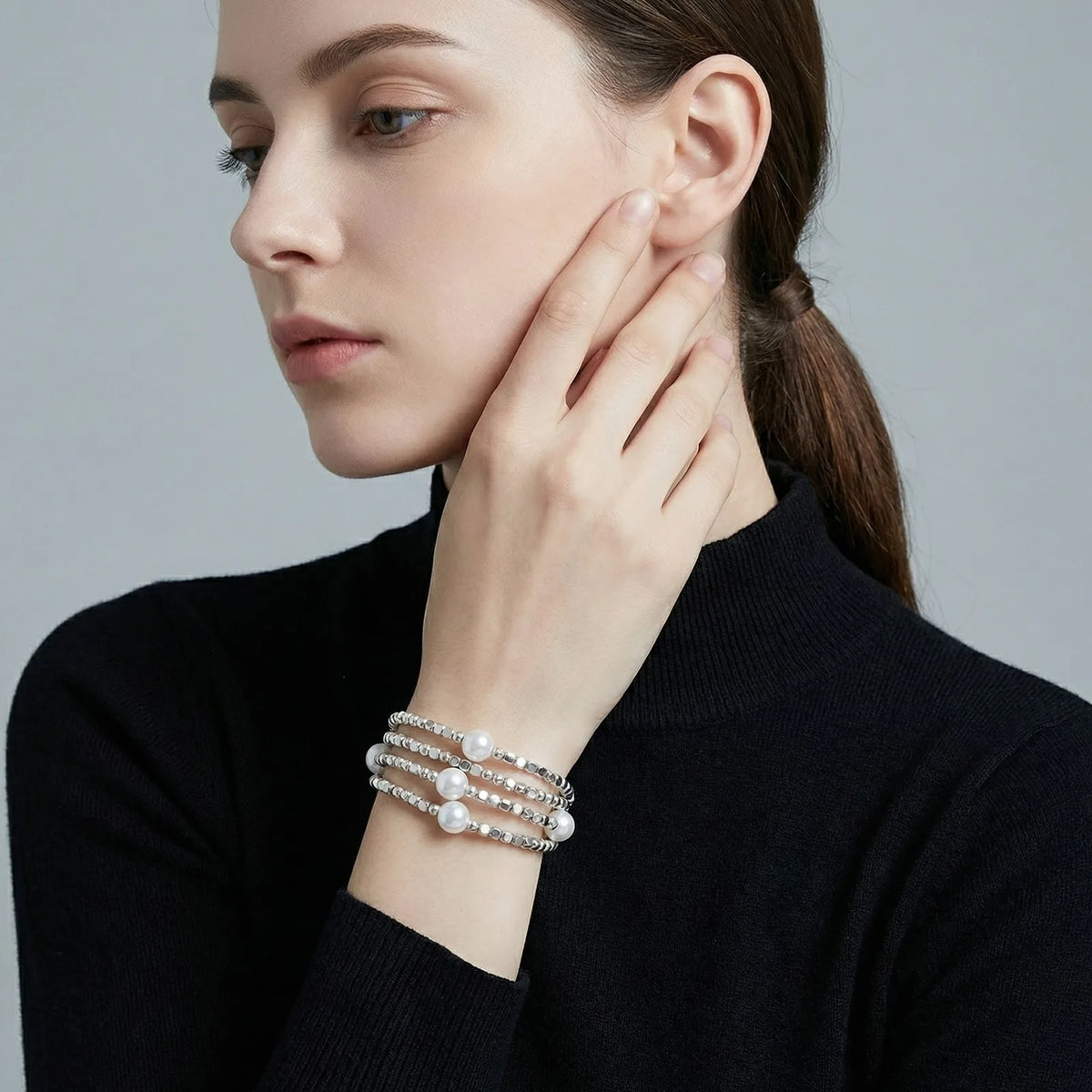 Women's 4-Piece Silver Faux Pearl Elastic Bracelet Set Fashion Bracelet Set SPOT
