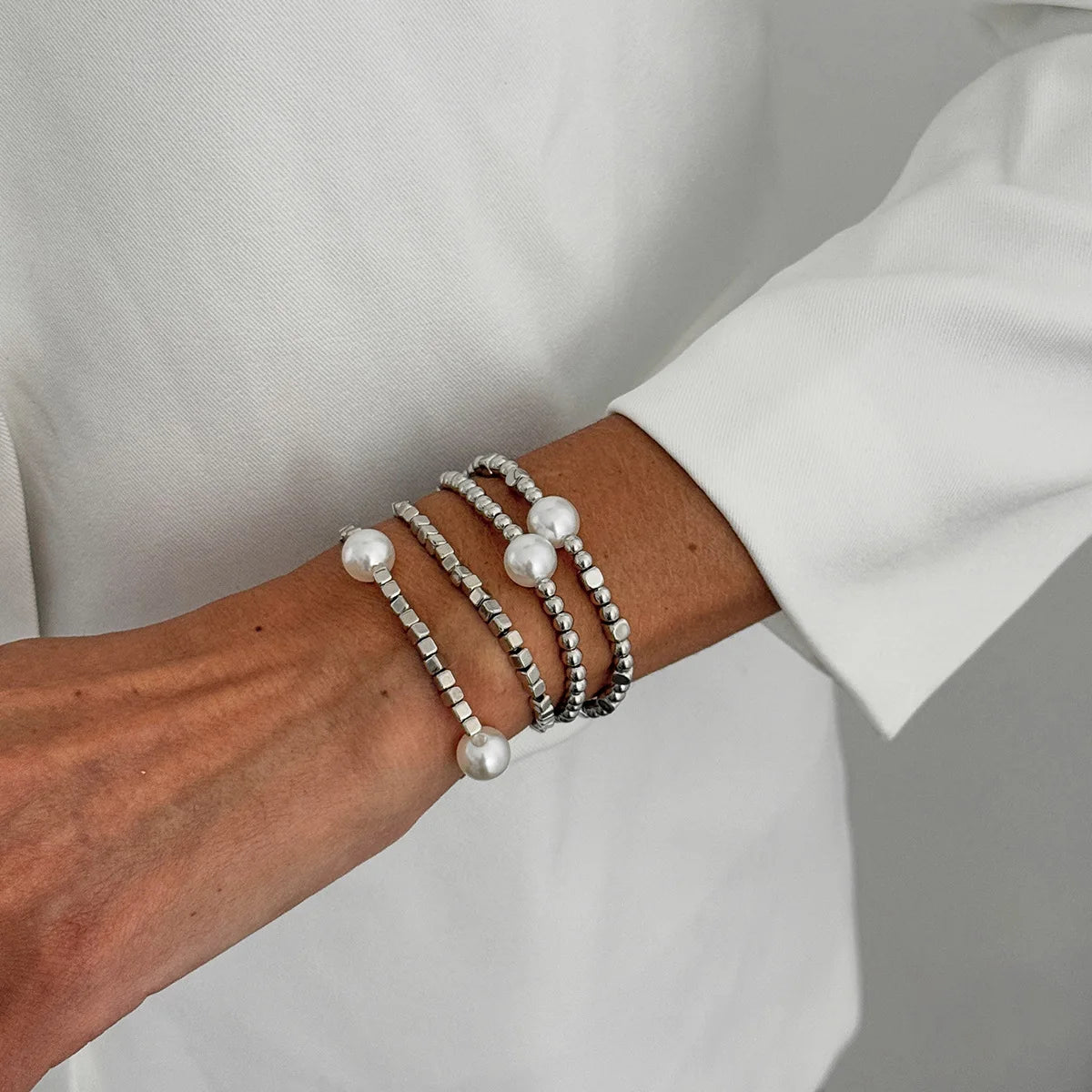 Women's 4-Piece Silver Faux Pearl Elastic Bracelet Set Fashion Bracelet Set SPOT Default Title