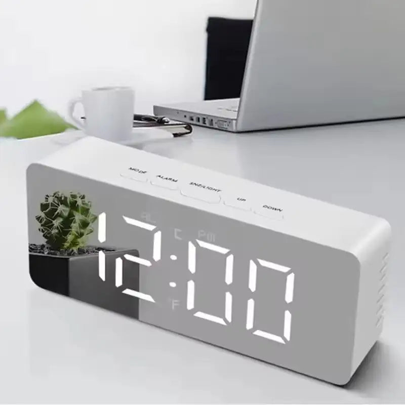HUXUAN LED Digital Alarm Clock – Temp Display & Night Light LED Alarm Clock SPOT