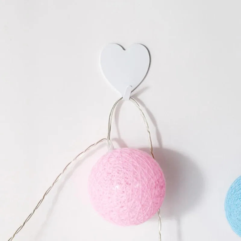 Heart-Shaped Adhesive Wall Hooks – Stainless Steel 3-Pack Adhesive Wall Hooks SPOT