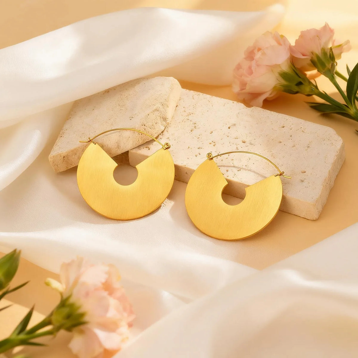 Geometric Gold Hoop Earrings – Hypoallergenic Stainless Steel Hoop Earrings SPOT