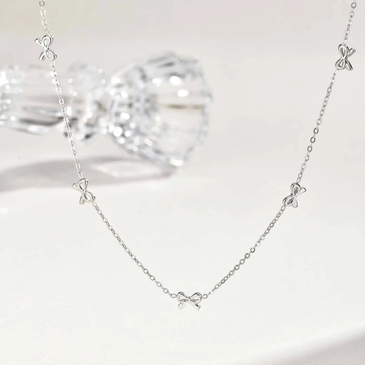 Dainty Bow Necklace – Silver Bowknot Choker for Women Bow Choker Necklace SPOT