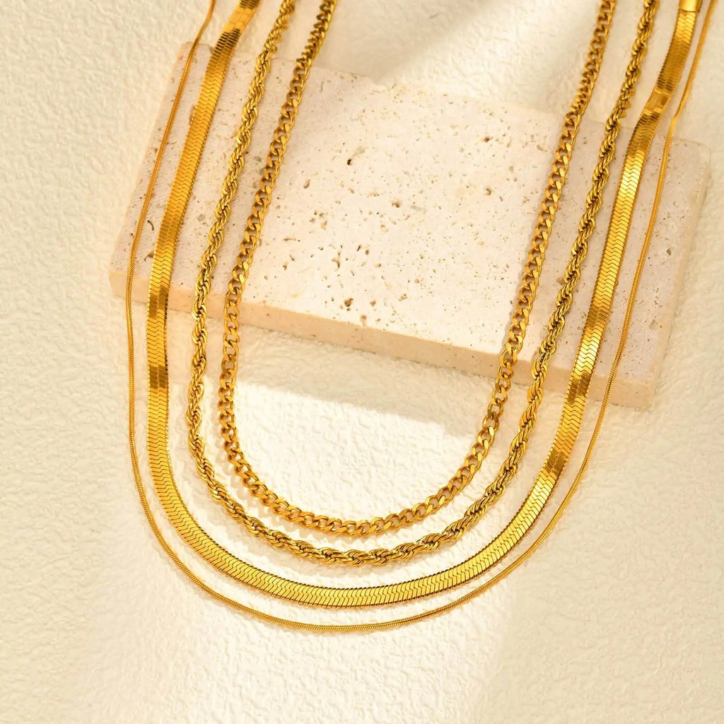 Meaeguet Herringbone Necklace – Dainty Gold Layered Chain Chain Necklace SPOT