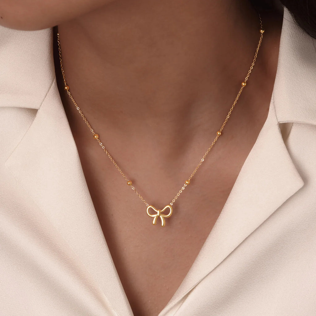 Women's 18K Gold Bow Pendant Necklace – Dainty Satellite Chain Pendant Necklace SPOT