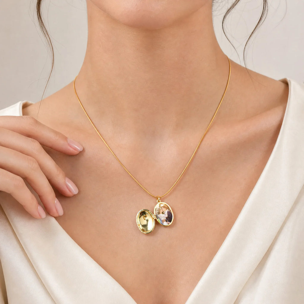 Custom Photo Enamel Flower Locket Necklace | 18K Gold Plated Locket Necklace SPOT