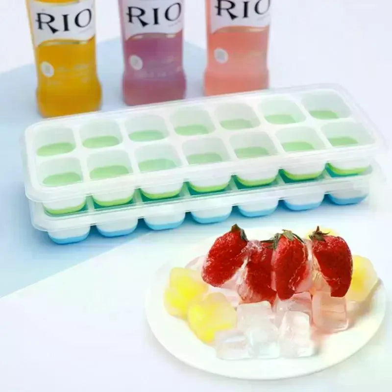 Silicone Ice Cube Trays with Lid – 4 Pack, 14 Cavities Each Silicone Ice Tray SPOT