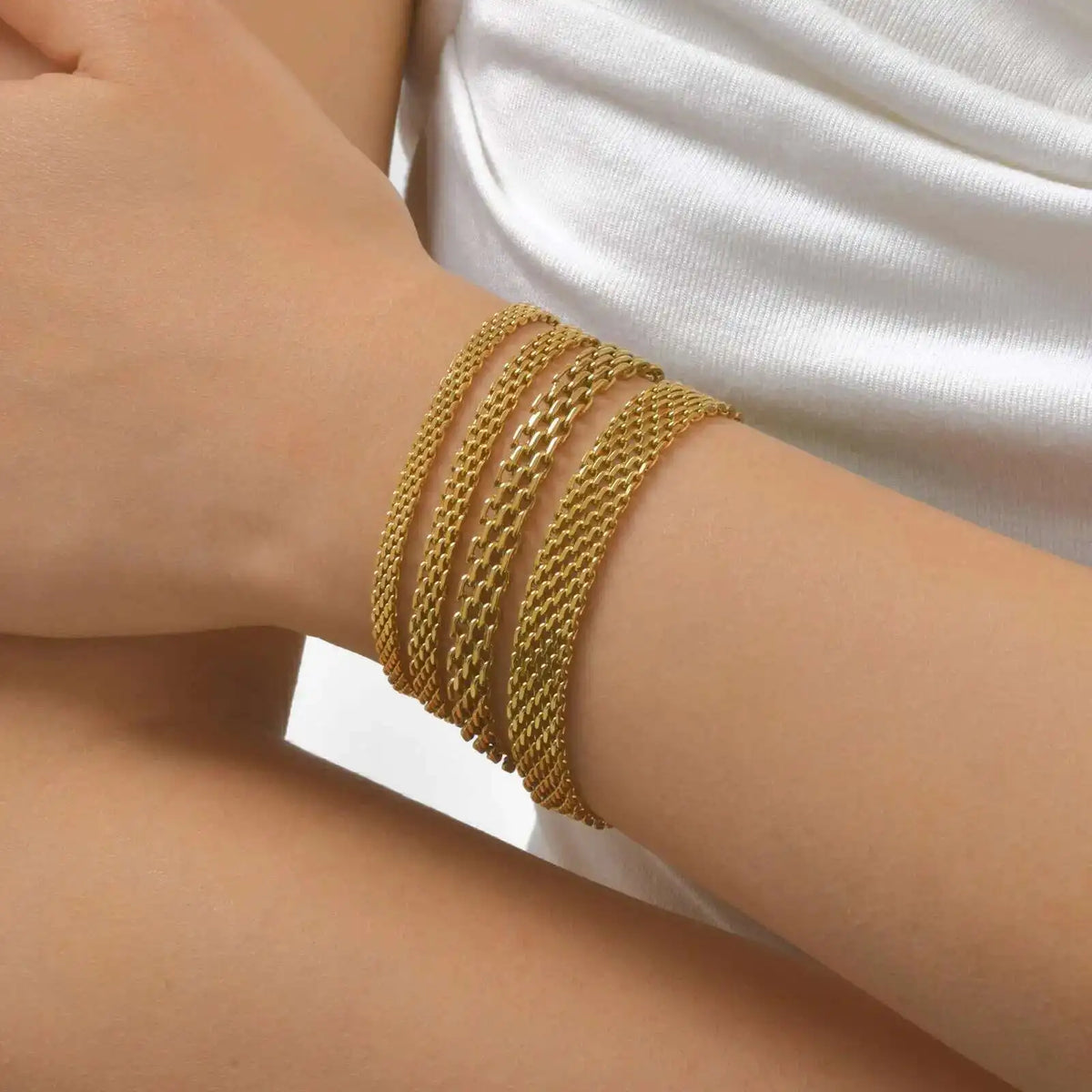 Meaeguet Gold Plated Mesh Link Chain Bracelet for Women Chain Link Bracelet SPOT