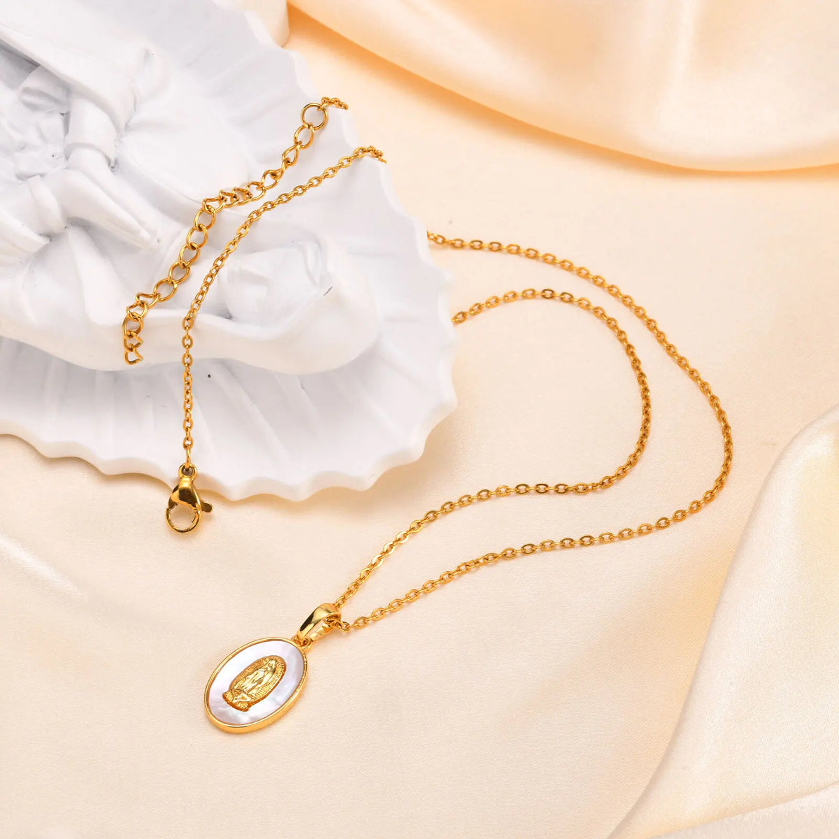 Guadalupe Virgin Mary Pendant Necklace – Gold Stainless Steel Pendant Necklace SPOT