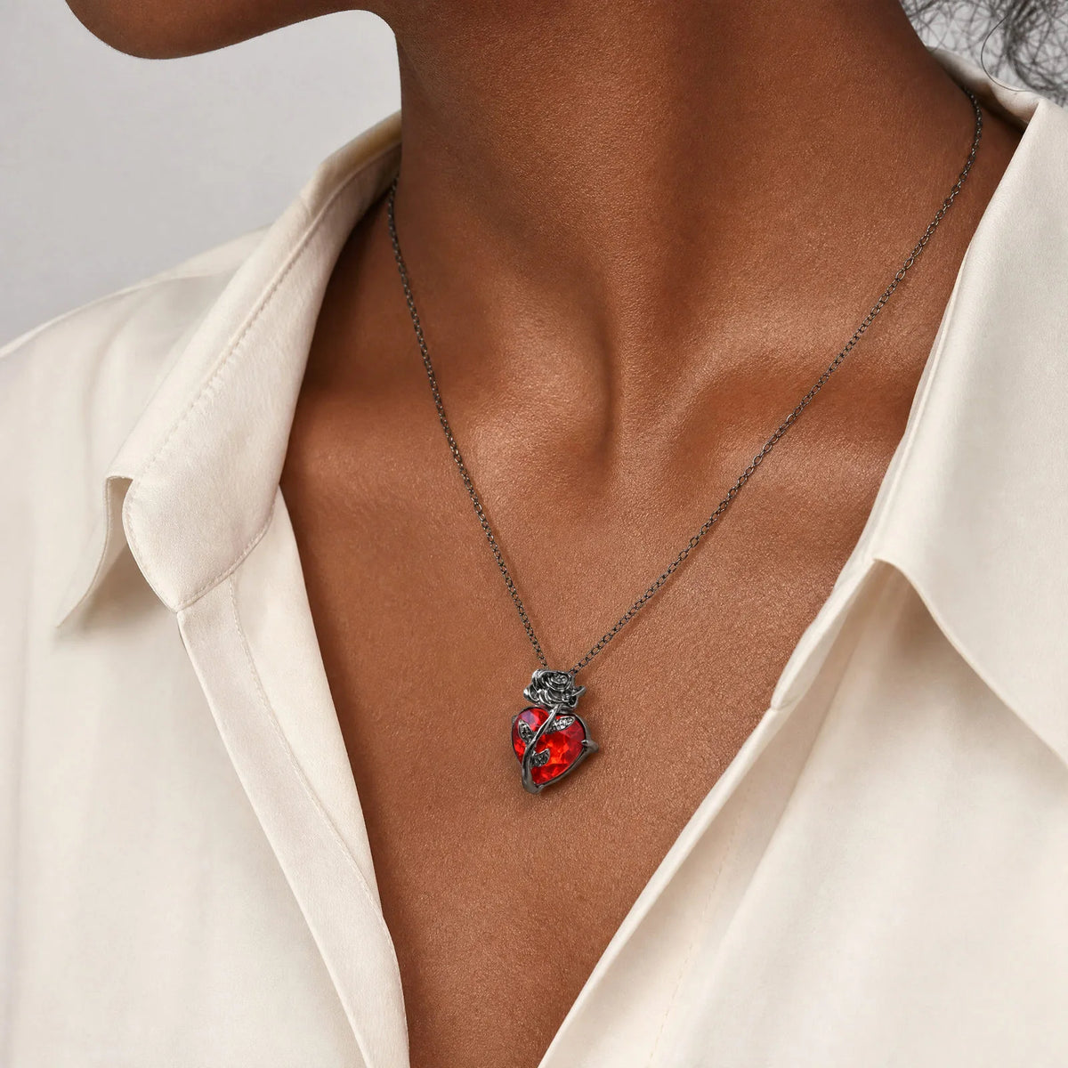 Gothic Rose Heart Necklace – Red Rhinestone Pendant for Women Pendant Necklace SPOT