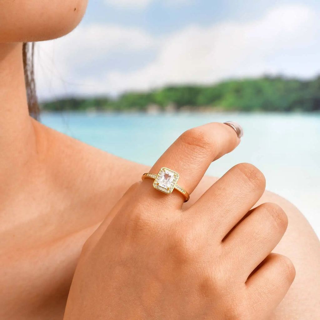 Meaeguet Adjustable Crystal Ring – 18K Gold-Plated Women Fashion Ring SPOT