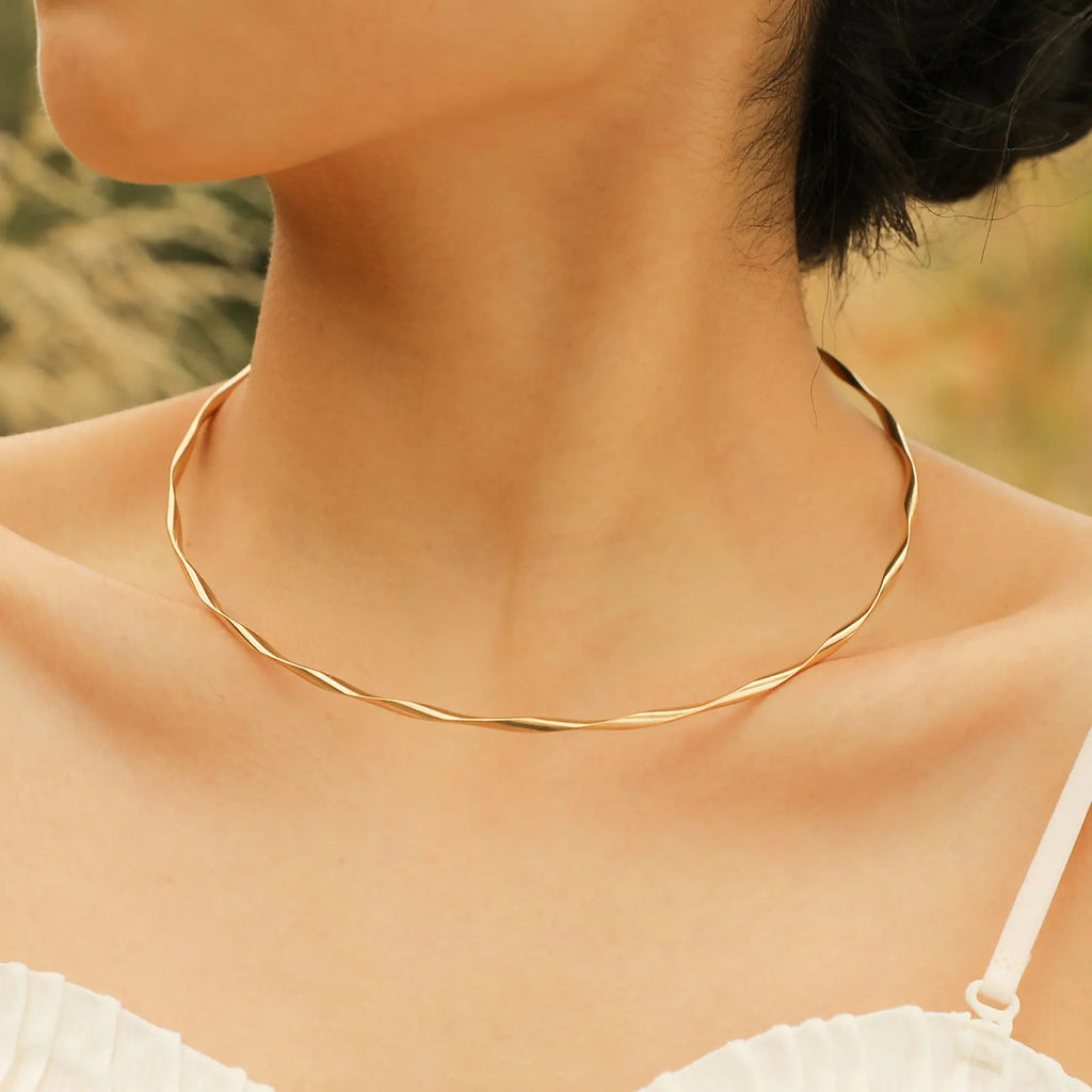 Gold Twist Torque Choker Necklace – Stainless Steel Women Choker Necklace SPOT