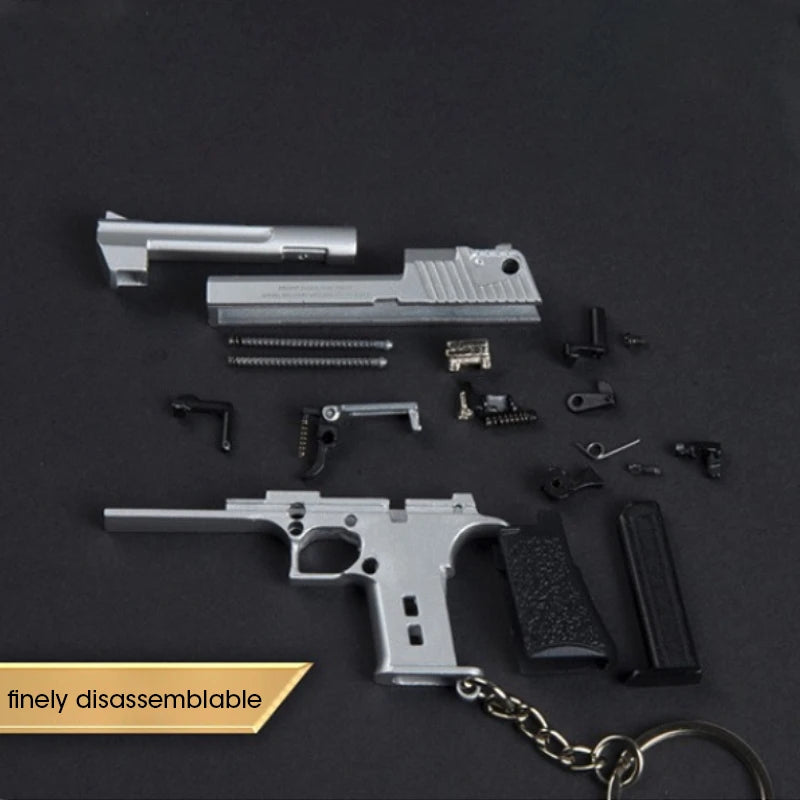 Desert Eagle Pistol Keychain – 1:4 Scale Miniature Collectible Collectible Keychain SPOT