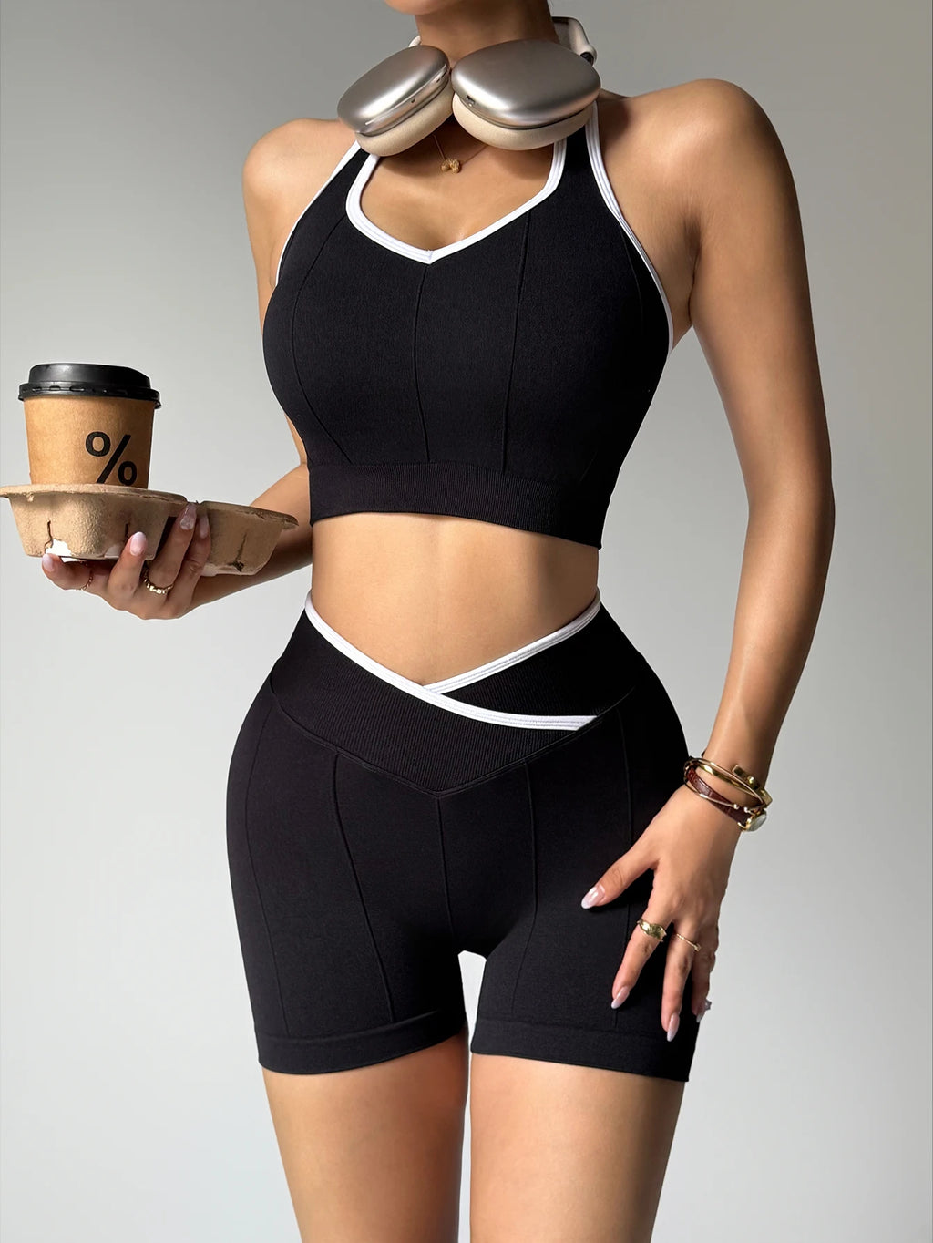 Women's 2-Piece Seamless Yoga Set – Halter Top & High-Waist Shorts Women's Activewear Set SPOT